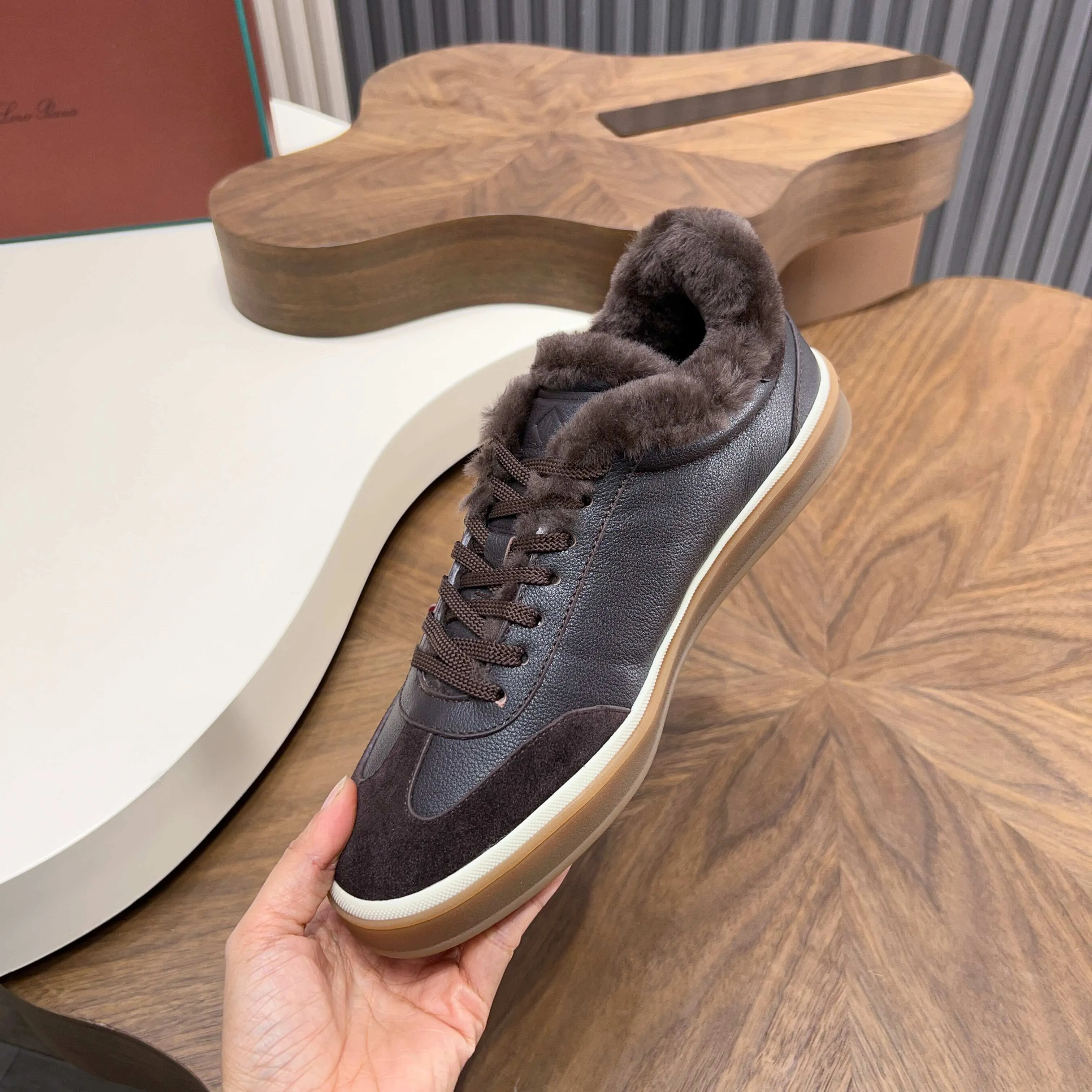 💰740 Loro Piana - Classic casual wool shoes, men's lace-up casual shoes and sneakers, high-quality lightweight and comfortable fabrics, suitable for outdoor leisure, the color is young and energetic, and it looks great with sportswear or casual suits! Code number: 39-44 (45, 46, can be customized)